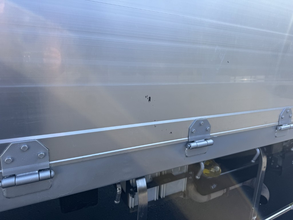 いすゞ フォワード 2RG-FRR90S2(2WD)の写真43