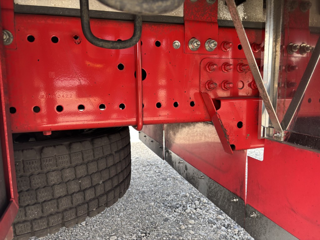 日野 プロフィア 2DG-FW1AHJ(8x4)の写真22