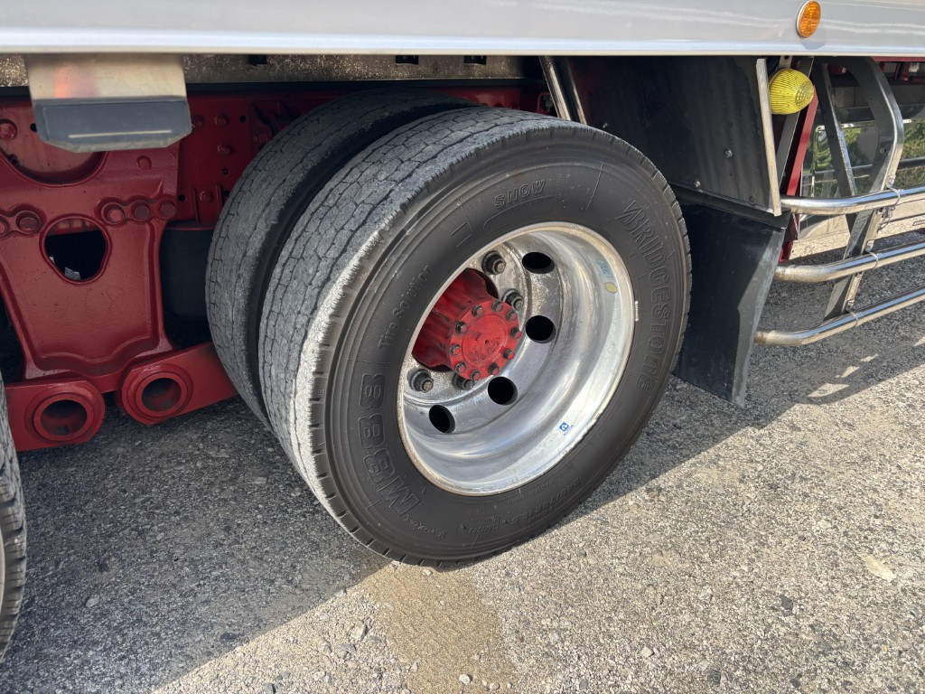 日野 プロフィア 2DG-FW1AHJ(8x4)の写真44