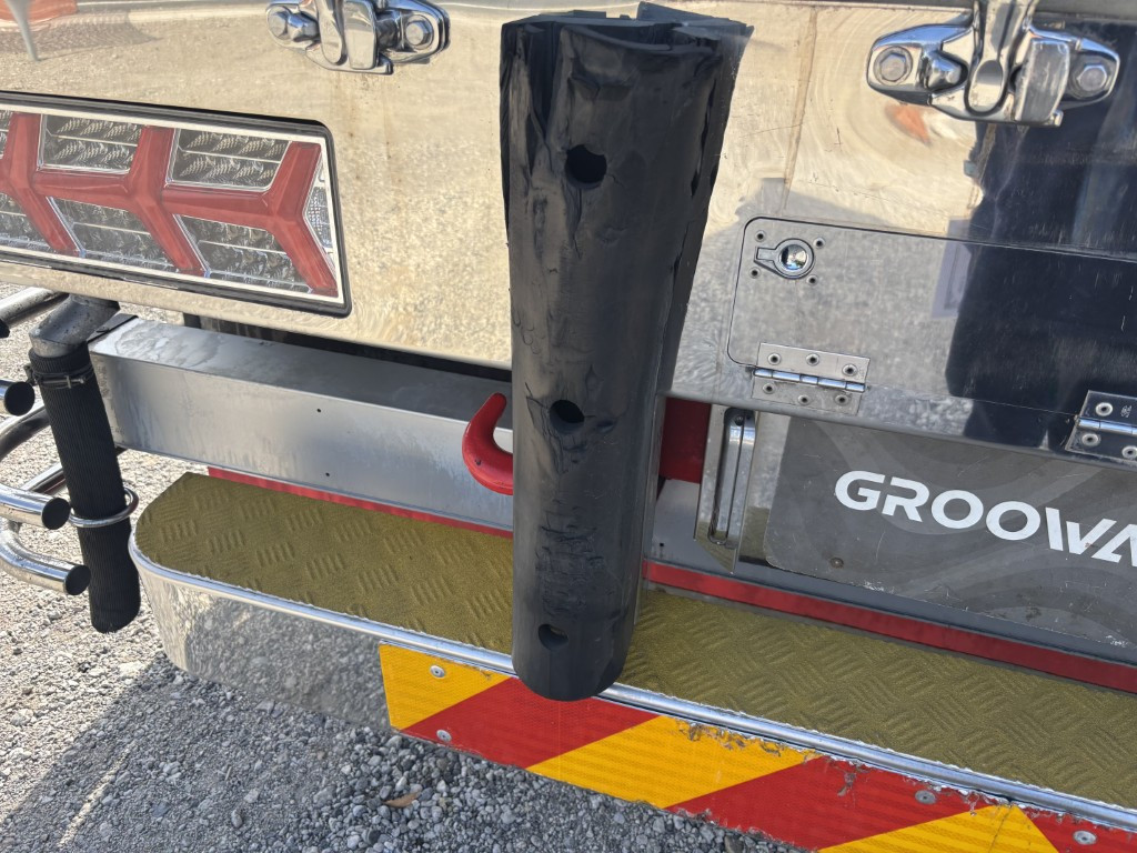 日野 プロフィア 2DG-FW1AHJ(8x4)の写真50