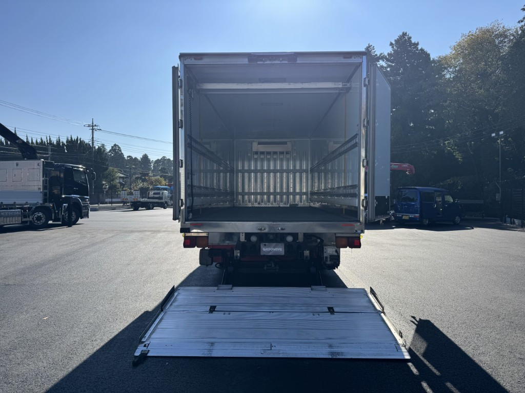 いすゞ フォワード 2PG-FRR90T2(未入力/関係無)の写真9