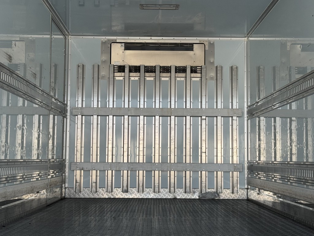 いすゞ フォワード 2PG-FRR90T2(未入力/関係無)の写真16