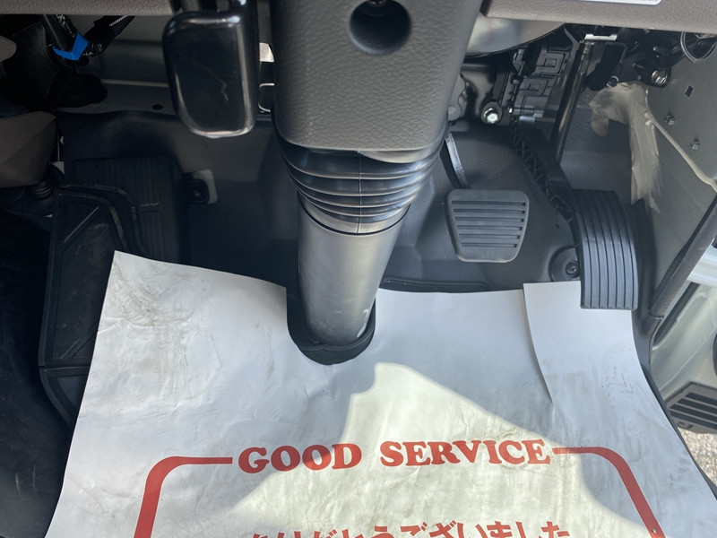 三菱 キャンター 2RG-FBA30(2WD)の写真20