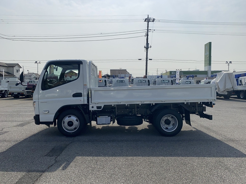 三菱 キャンター 2RG-FBAV0(2WD)の写真4