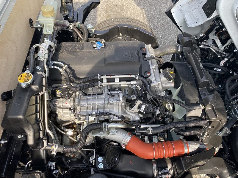 三菱 キャンター 2RG-FBAV0(2WD)の写真12