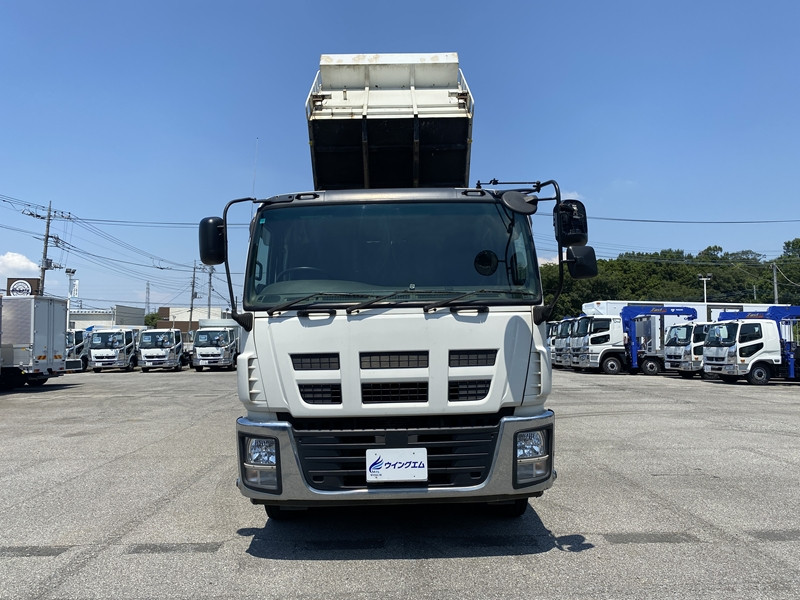 いすゞ ギガ QKG-CXZ77AT(未入力/関係無)の写真3