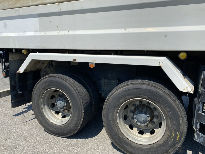 いすゞ ギガ QKG-CXZ77AT(未入力/関係無)の写真19