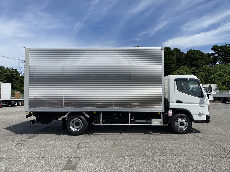 三菱 キャンター 2PG-FEB80(2WD)の写真5