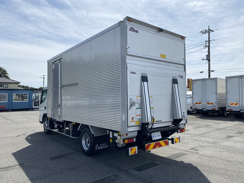 三菱 キャンター 2PG-FEB80(2WD)の写真7