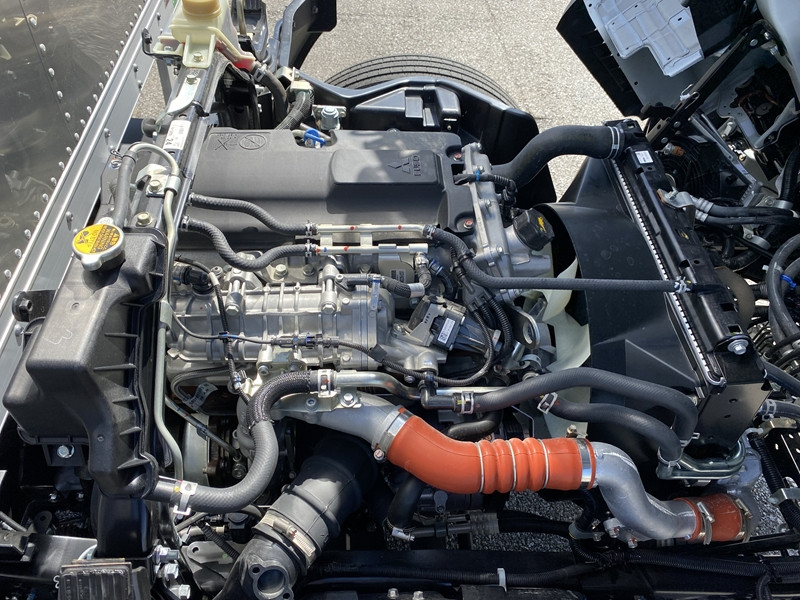 三菱 キャンター 2PG-FEB80(2WD)の写真12