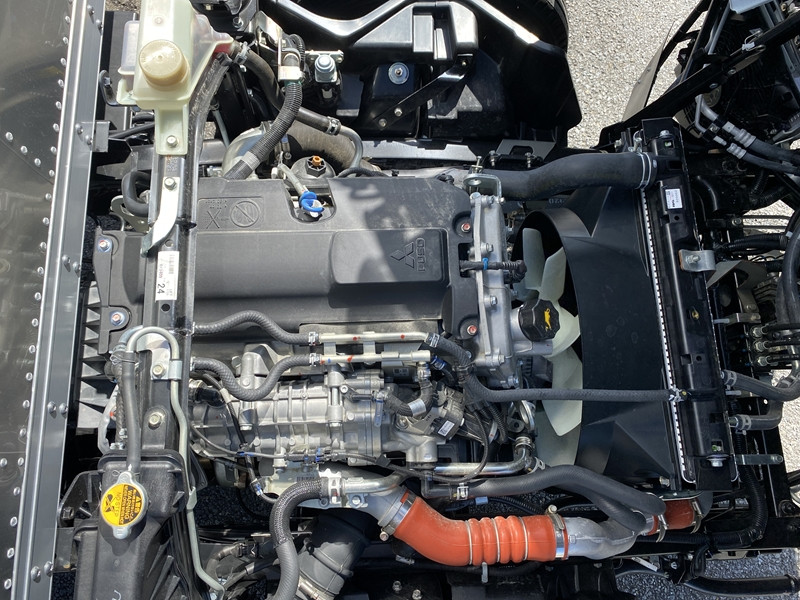 三菱 キャンター 2PG-FEB80(2WD)の写真13