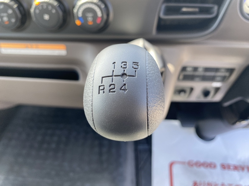 三菱 キャンター 2PG-FEB80(2WD)の写真19