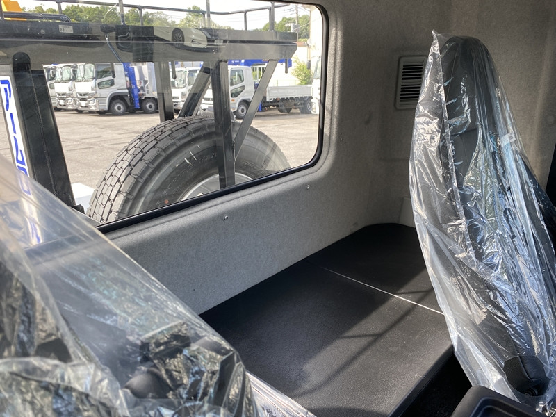 三菱 ファイター 2KG-FK62F(2WD)の写真14