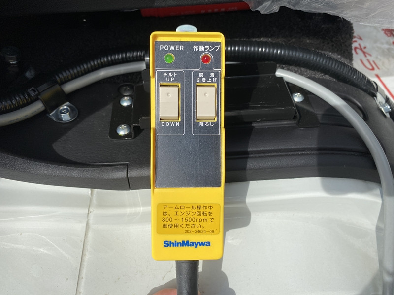 三菱 ファイター 2KG-FK62F(2WD)の写真16