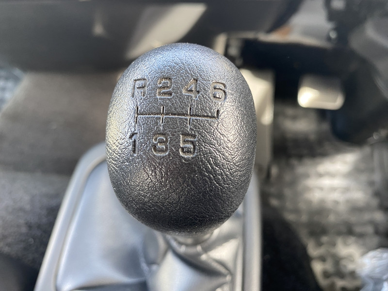 三菱 ファイター 2KG-FK62F(2WD)の写真19