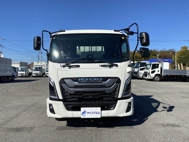 いすゞ フォワード 2RG-FTR90V4(2WD)の写真3
