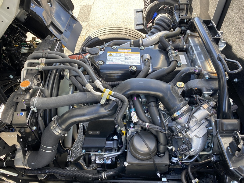 いすゞ フォワード 2RG-FTR90V4(2WD)の写真12