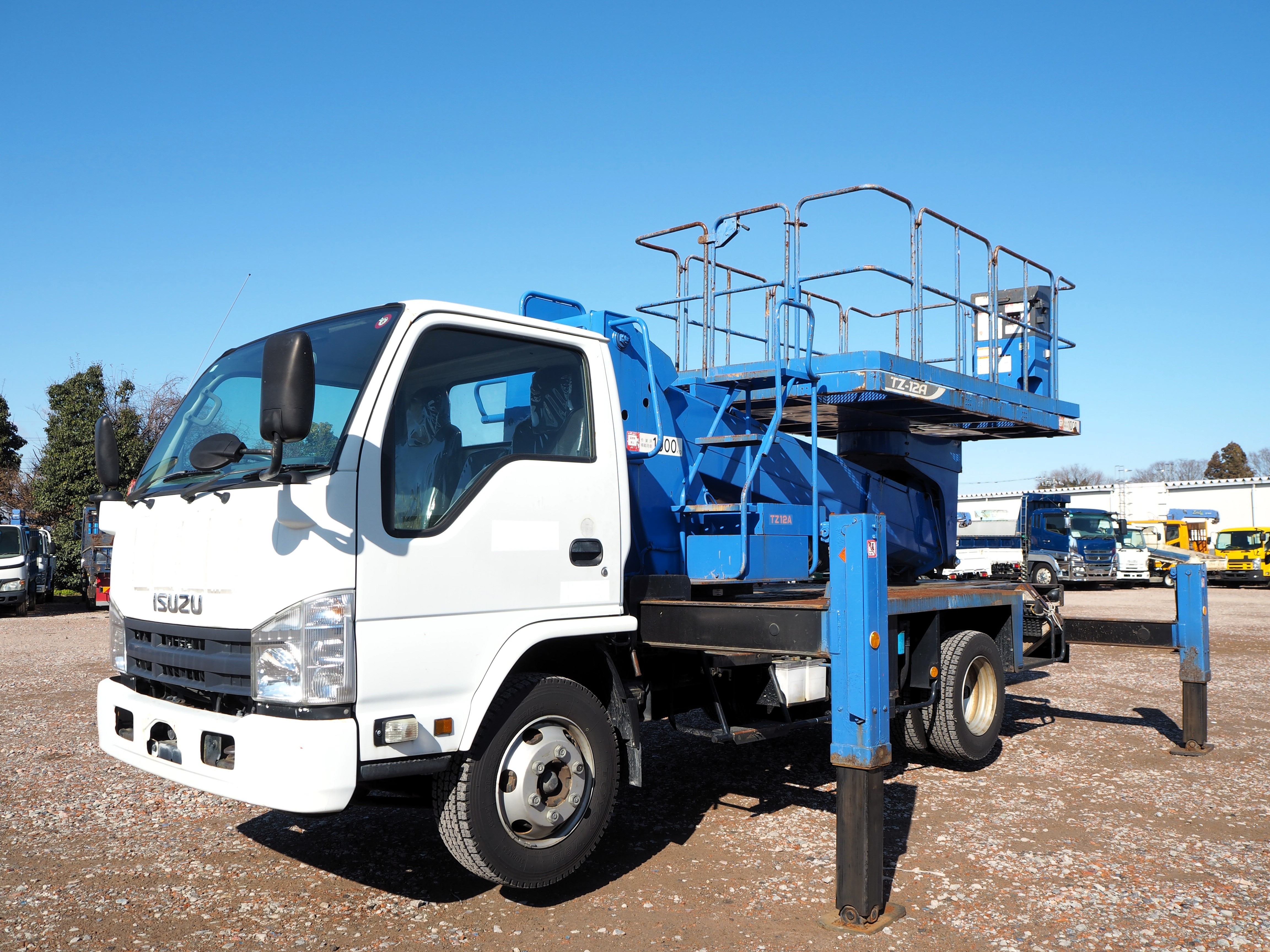 LANDKING トラックモデル 青 いすゞ エルフトラック ダンプ TKG－NKS85AD 新明和工業の