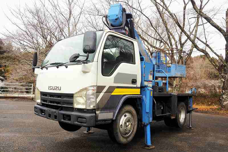 いすゞ エルフ BDG-NKR85N(2WD)