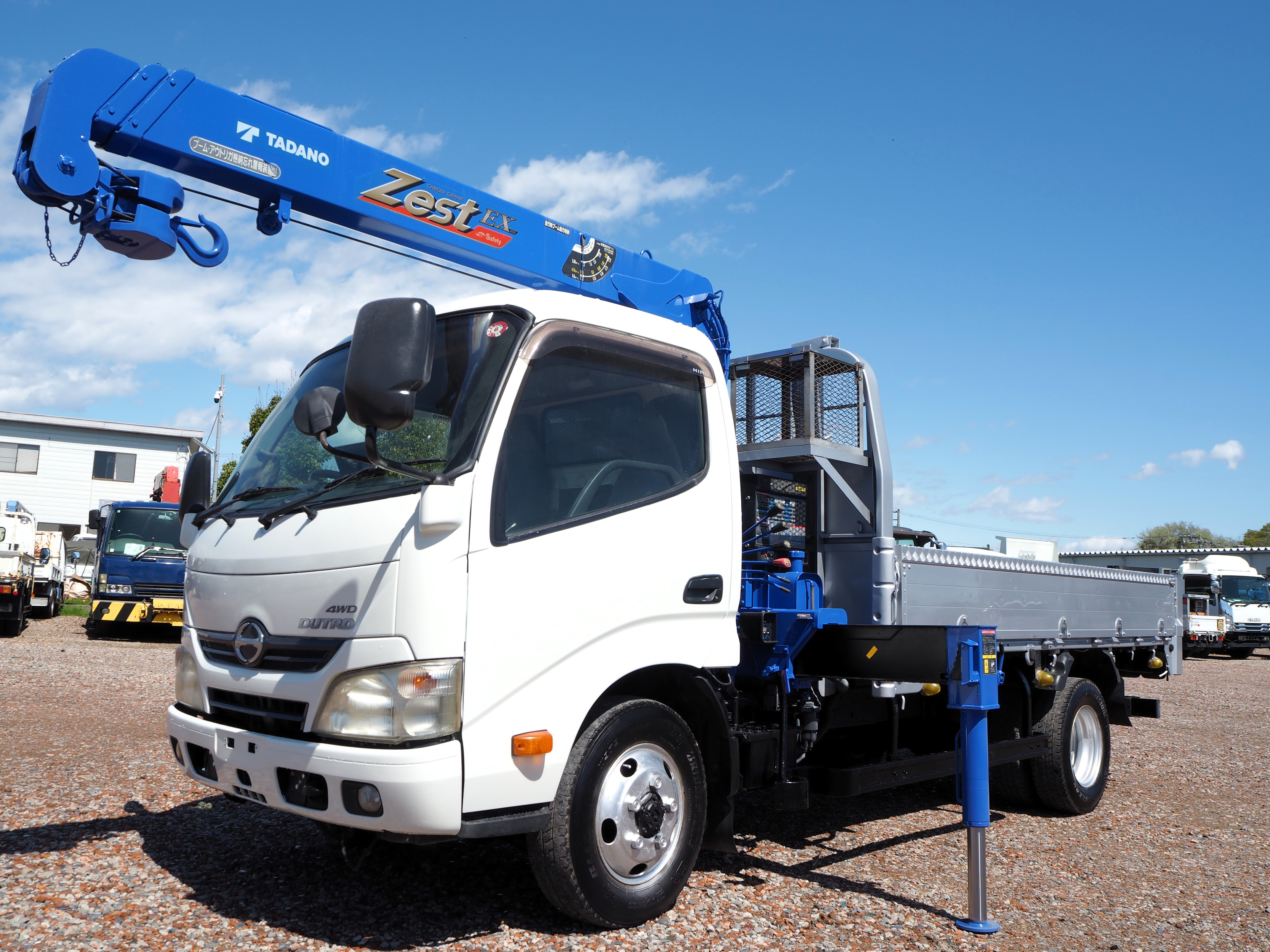 日野自動車　デュトロ　ディスプレイモデル 日野自動車、「人とくるまのテクノロジー展 2025」に出展 | ニュース