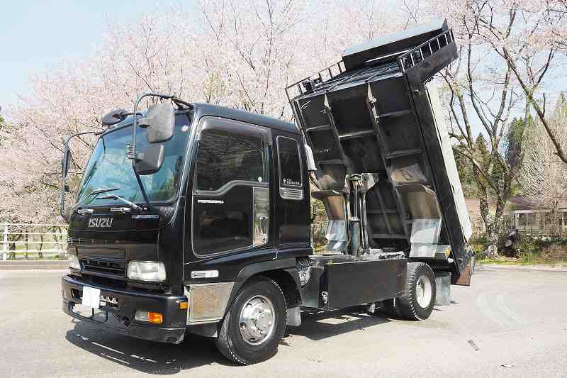 いすゞ フォワード ADG-FRR90D3(2WD)の写真9