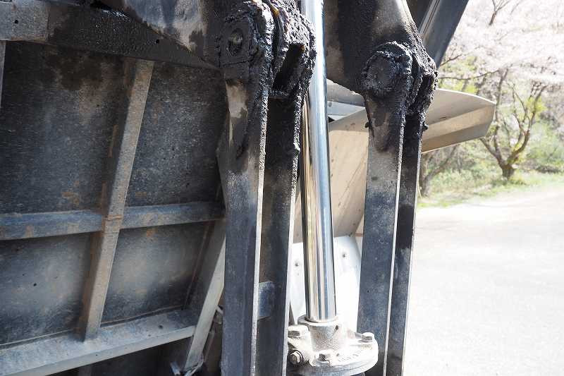 いすゞ フォワード ADG-FRR90D3(2WD)の写真19