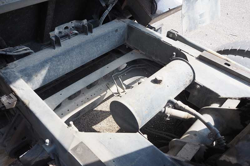 いすゞ フォワード ADG-FRR90D3(2WD)の写真25