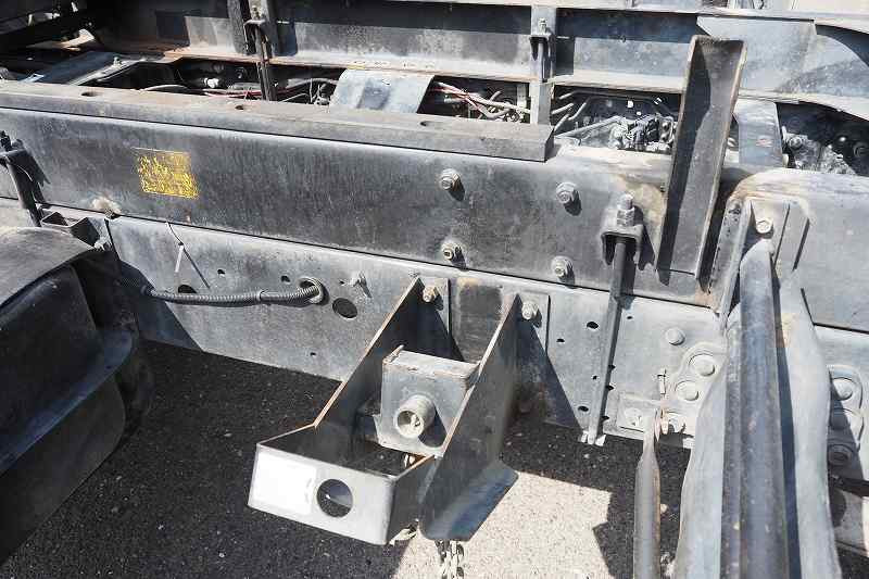 いすゞ フォワード ADG-FRR90D3(2WD)の写真32