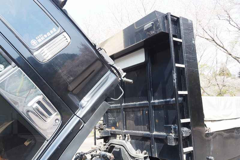 いすゞ フォワード ADG-FRR90D3(2WD)の写真38