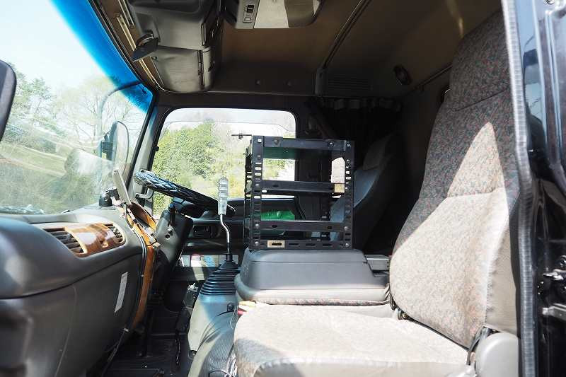 いすゞ フォワード ADG-FRR90D3(2WD)の写真43