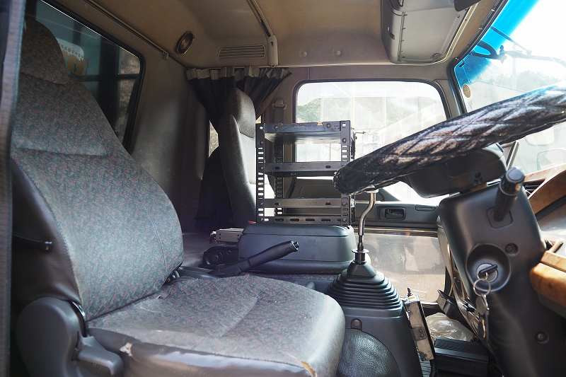 いすゞ フォワード ADG-FRR90D3(2WD)の写真44