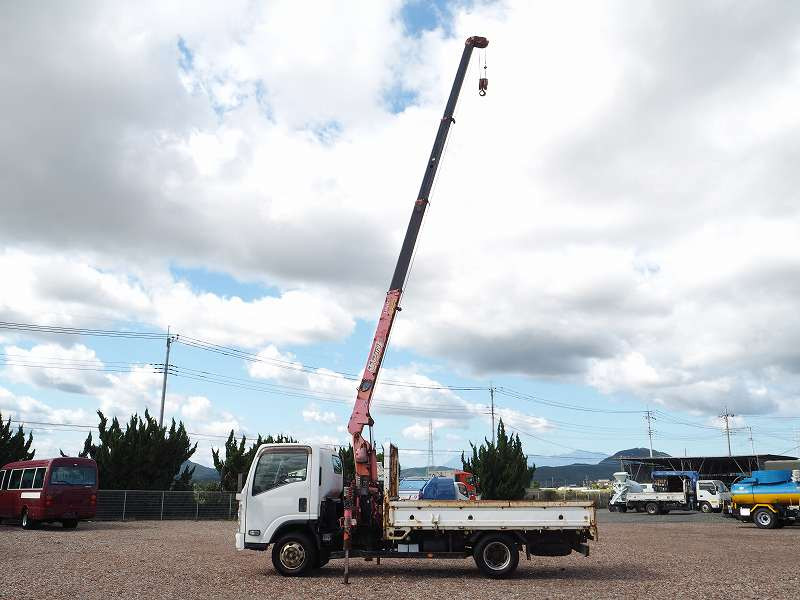 いすゞ エルフ BDG-NPS85AR(4WD)の写真15