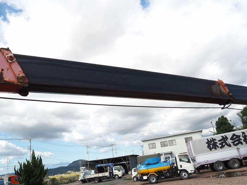 いすゞ エルフ BDG-NPS85AR(4WD)の写真17