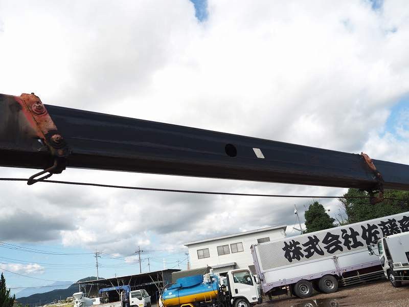 いすゞ エルフ BDG-NPS85AR(4WD)の写真18