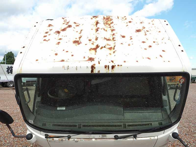 いすゞ エルフ BDG-NPS85AR(4WD)の写真22