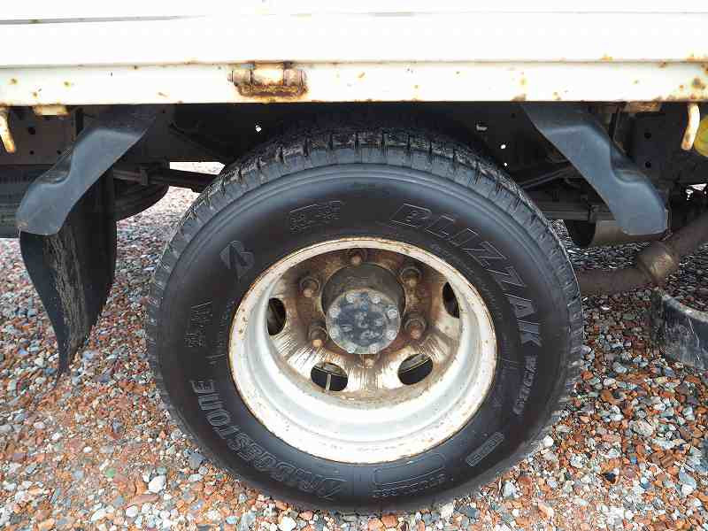 いすゞ エルフ BDG-NPS85AR(4WD)の写真30