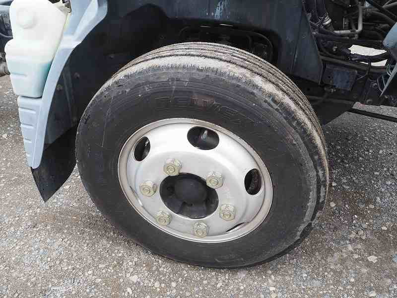 三菱 キャンター KK-FE82EE(2WD)の写真9