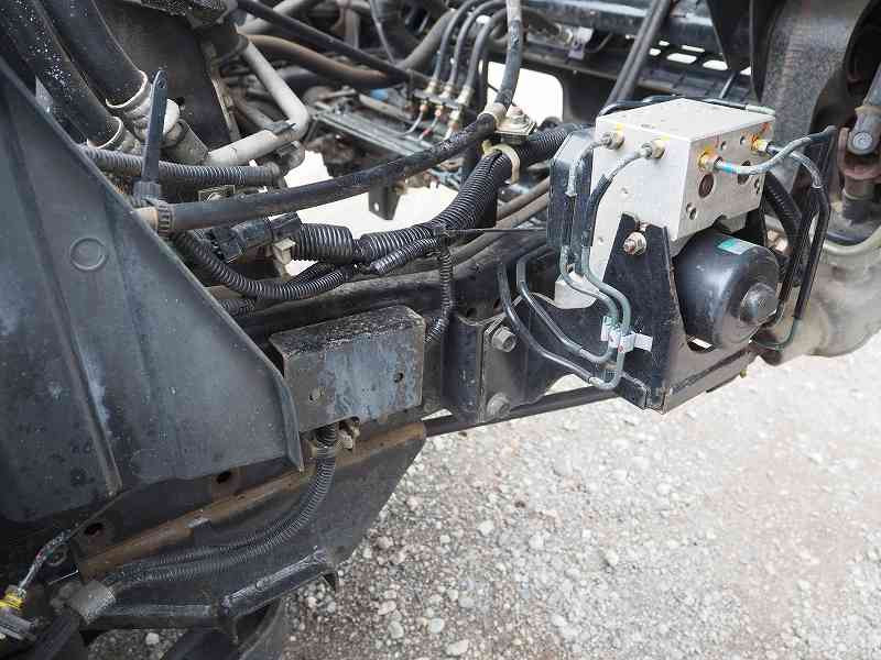 三菱 キャンター KK-FE82EE(2WD)の写真11