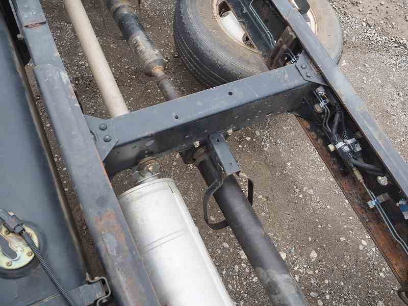 三菱 キャンター KK-FE82EE(2WD)の写真16