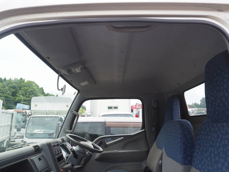 三菱 キャンター KK-FE82EE(2WD)の写真37