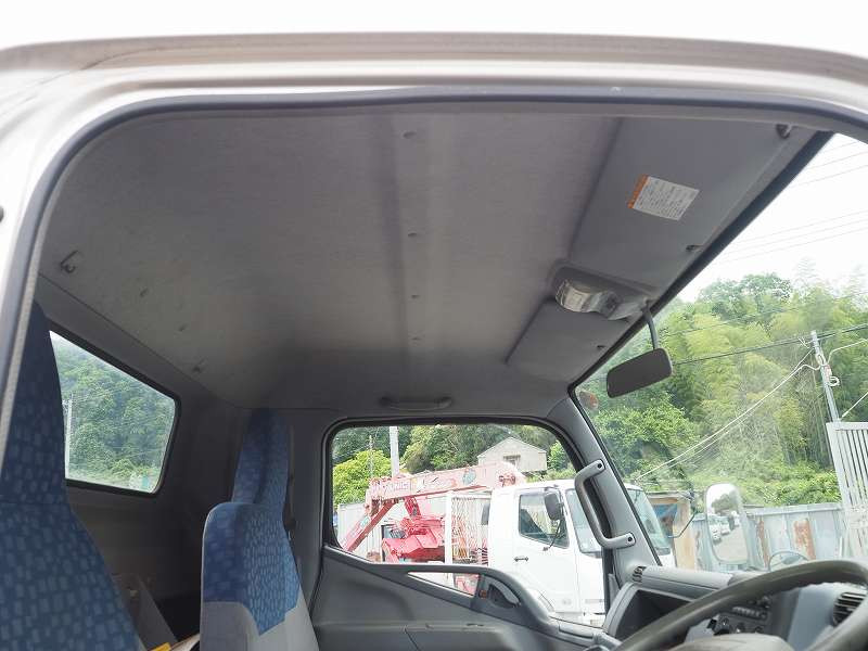 三菱 キャンター KK-FE82EE(2WD)の写真40