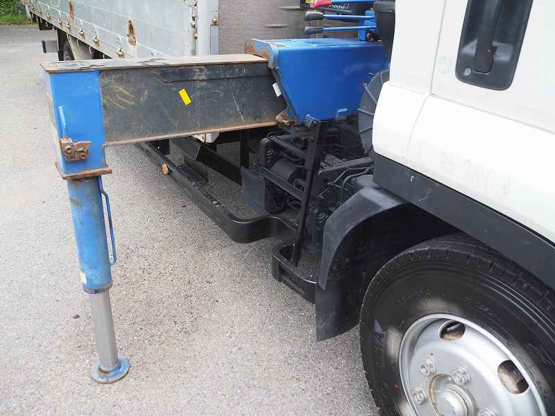 いすゞ フォワード TKG-FRR90S1(2WD)の写真9