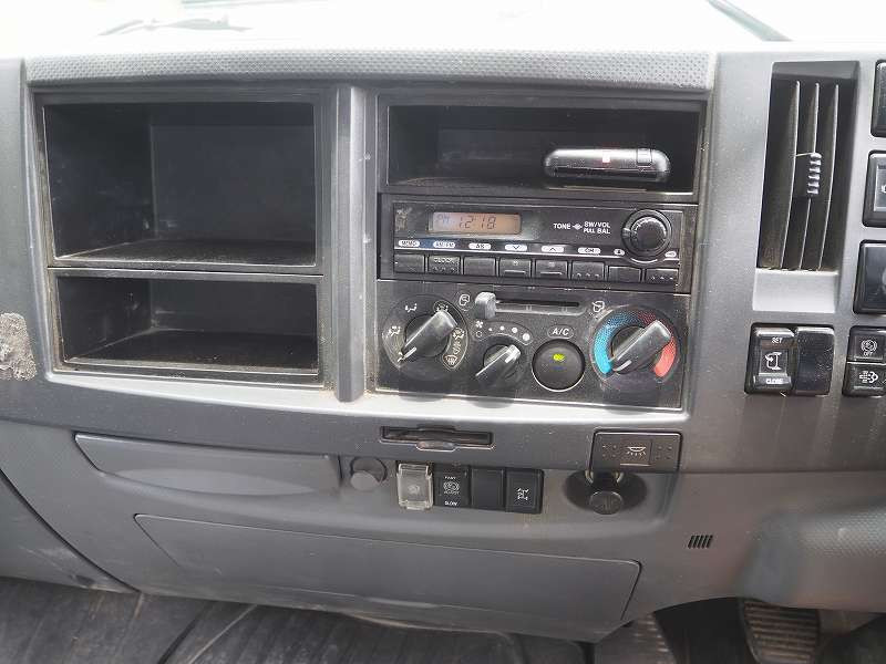 いすゞ フォワード TKG-FRR90S1(2WD)の写真48