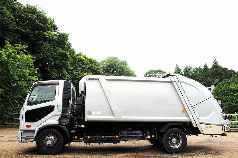 三菱 ファイター TKG-FK71F(2WD)の写真2