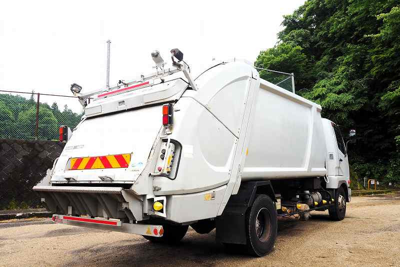 三菱 ファイター TKG-FK71F(2WD)の写真5