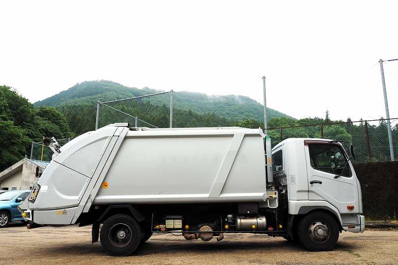 三菱 ファイター TKG-FK71F(2WD)の写真6