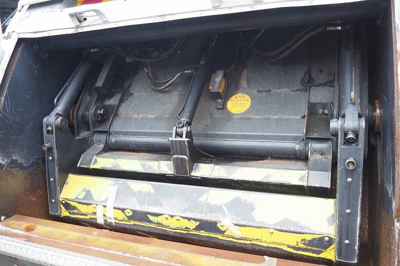 三菱 ファイター TKG-FK71F(2WD)の写真32