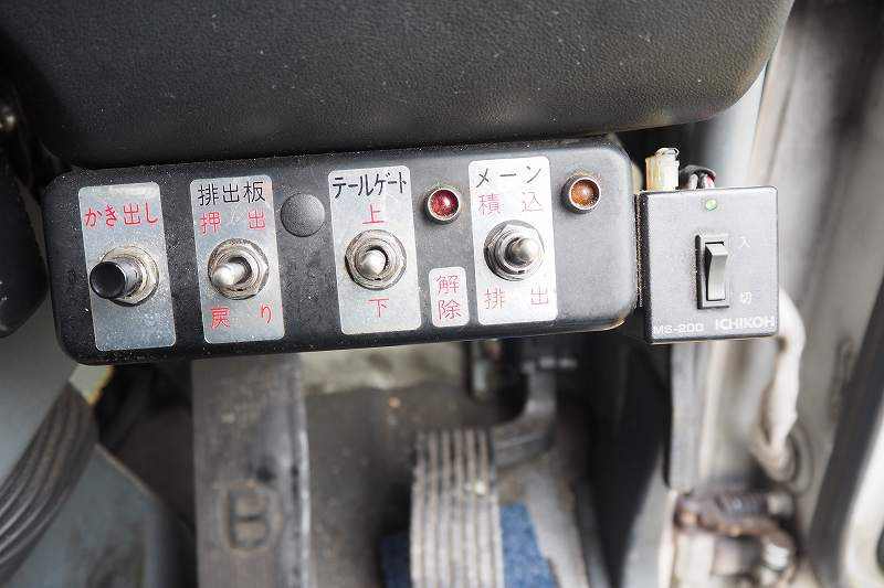 三菱 ファイター TKG-FK71F(2WD)の写真50