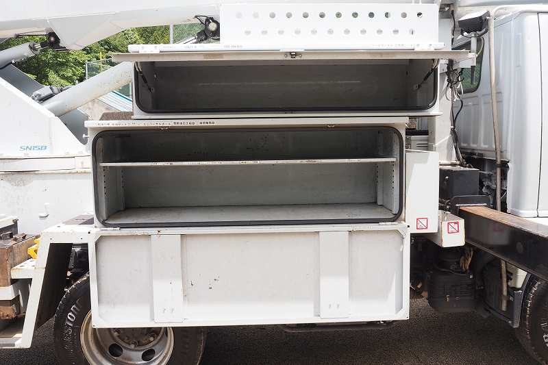 いすゞ エルフ SKG-NKR85YN(2WD)の写真21