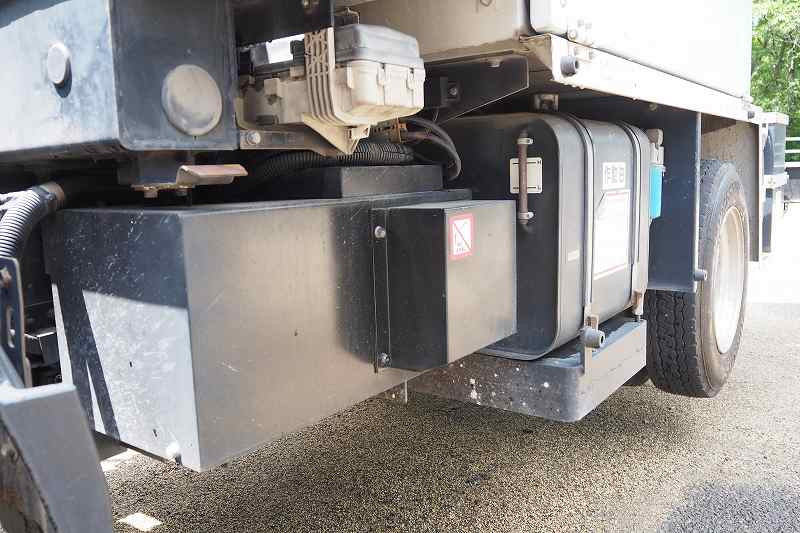 いすゞ エルフ SKG-NKR85YN(2WD)の写真38